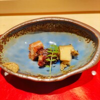 鮨白 - 鮑と蛸の煮物