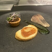 丸の内一丁目 しち十二候 - 