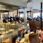 丸源ラーメン - 1月2日のランチ時
すごい客の多さ