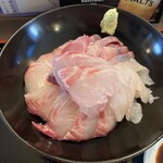 うまいもん酒場日向 - 海鮮丼