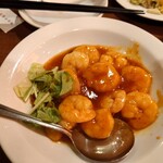 王府井 酒家 - エビチリ
