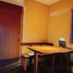 手打ち蕎麦 三乗 - 内観 / テーブル席