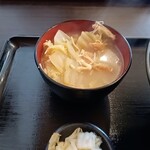 大衆食堂柴さん - 具だくさんな汁物