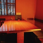 手打ち蕎麦 三乗 - 内観 / テーブル席