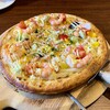 サザンカンフォート - エビとベーコンのポテサラピザ @1,580円 