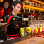 R1 TOKYO Bar&Restaurant - 
