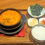korean kicchin shijan 新宮超級中心Okuwa南紀店 - 牡蠣のスンドゥブロゼチゲ定食　￥1880