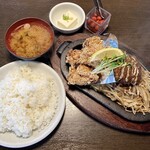 Knott's Berry - から揚げとハンバーグ