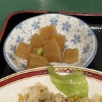 百香亭 - 大根の何か