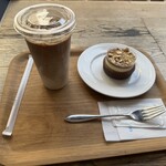 エクセルシオールカフェ  新宿三丁目店 - 