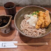 自家製粉石臼挽きうどん 青空blue 本店 - 大山若鶏天ぶっかけうどん(自家製粉粗挽き)