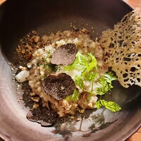 ザ タヴァン グリル＆ラウンジ - 