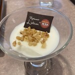 ガスト 流山駒木台店 - 至福のフレンチコース・デザート（少し食べた(^^;)）