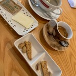 アドゥエパッシ - 食後のコーヒー