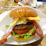 マグズカフェ - 6月限定＠ベーコン＆クリスピーチーズバーガー