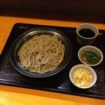 梟小路 - せいろ蕎麦（350円）