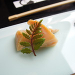 うなぎ亭 友栄 - 旬菜いろいろ　ズームアップ