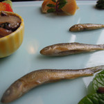 うなぎ亭 友栄 - 旬菜いろいろ　ズームアップ