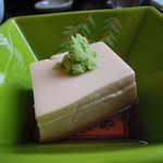 うなぎ亭 友栄 - ぴいなっつ豆富　ズームアップ