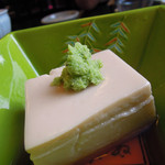 うなぎ亭 友栄 - ぴいなっつ豆富　ズームアップ