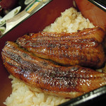 うなぎ亭 友栄 - 上うな重（きも吸・おしんこ付）ズームアップ