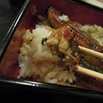 うなぎ亭 友栄 - 山椒を掛けて上うな重喰らう