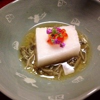山玄茶 - 長芋かん（中に雲丹）、じゅんさい