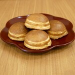 蜂蜜まん本舗 - 料理写真: