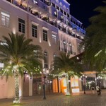 CASEPIA Kitchen & Lounge - 