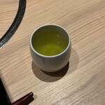 近江牛専門店 近江かど萬 - デザートと共に緑茶