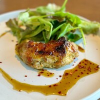 Longrain Tokyo - “ガイヤーン”　大山鶏のグリル　
                    パイナップル、バジル
                     Grilled Daisen Chicken, 
                    pineapple, basil
