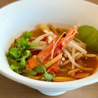 Longrain Tokyo - トムヤムクン＋ライスヌードル +￥660
                       Tom yum goong noodle