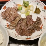 牛たん焼き仙台 辺見 KITTE博多店 - 