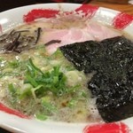 熟成豚骨ラーメン 豚骨麺屋一番軒 総本家 - 長浜黒ラーメン