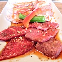 六本木焼肉　Kintan - kintan焼肉セット 1000円 の和牛カルビ、国産豚鶏
