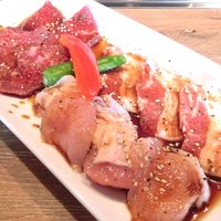 六本木焼肉　Kintan - kintan焼肉セット 1000円 の和牛カルビ、国産豚鶏