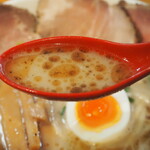 うちのラーメン 我豚 - 我豚チャーシュー麺 B（スープ）