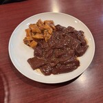 焼肉板門店 - ミノ1,100円　　レバー（2人前）800円
