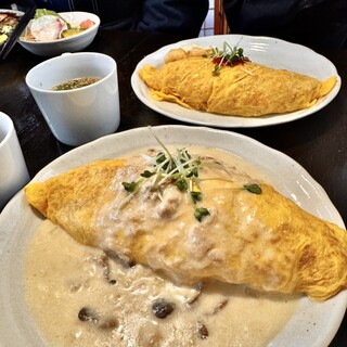 口コミ一覧 : ビコーズ （BECAUSE） - 新野/オムライス [食べログ]