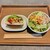 高虎DOG - 料理写真:サラダチキンと野菜マリネドッグとグリーンサラダ(トマトなし)
