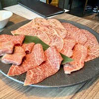 焼肉うしごろ 新宿三丁目店 - 