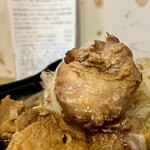 ラーメン専門 宮の森 - ぶた