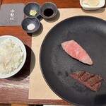 小石川 中勢以 - 