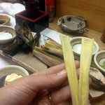 季節料理 藤原 - 筍の淡竹焼きと焼そら豆