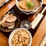 饂飩店よこやま - かやくご飯　200円