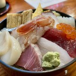 寿々喜 - 海鮮丼(接写)