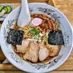 田川屋食堂 - 料理写真:らーめん、美味しい！単品なら500円。