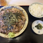 手打うどん 牛コロ 宮内 - 