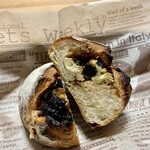 メゾン ムラタ - アマレーナチェリーとクリームチーズ ¥280