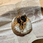 メゾン ムラタ - アマレーナチェリーとクリームチーズ ¥280